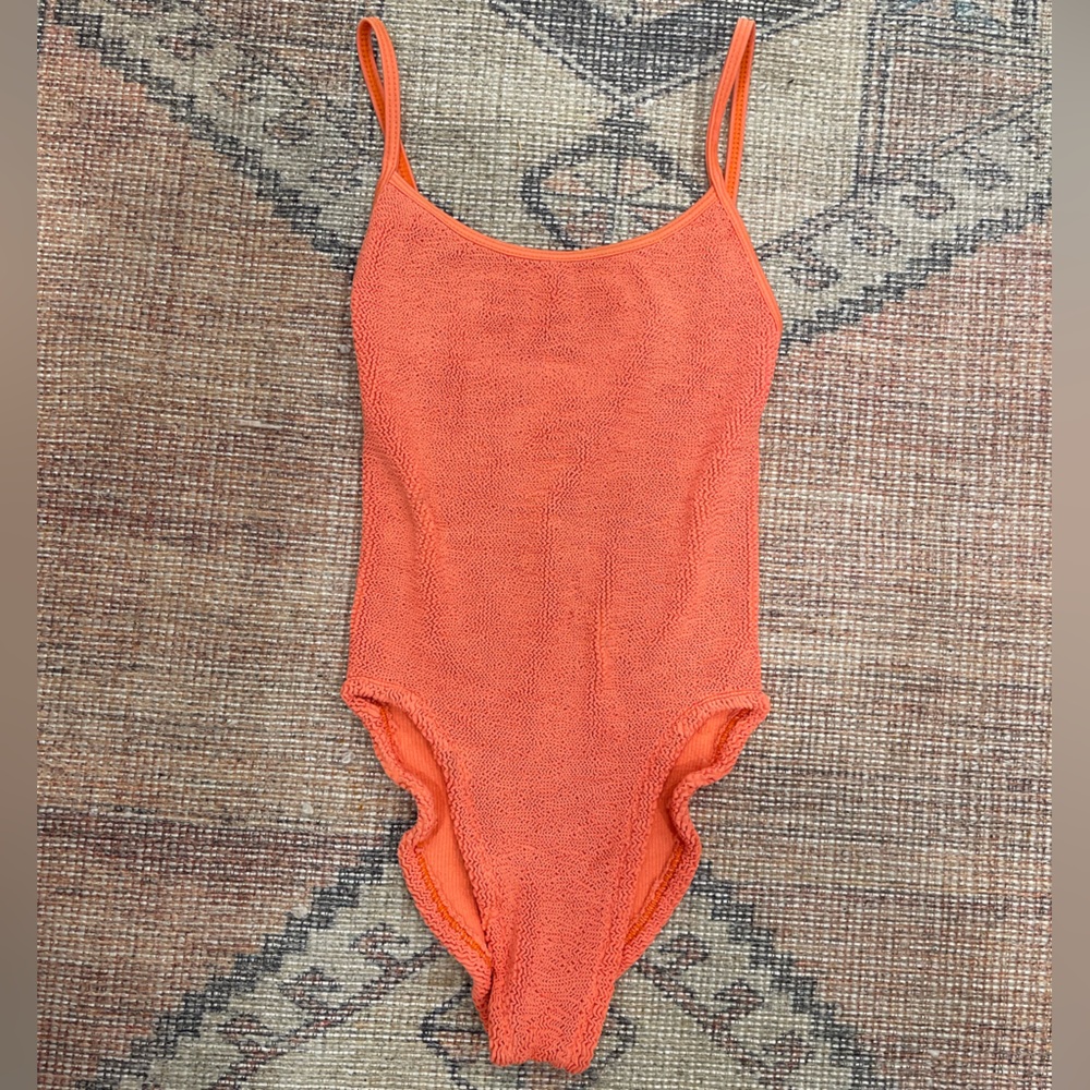 Hunza G crinkle one size swim